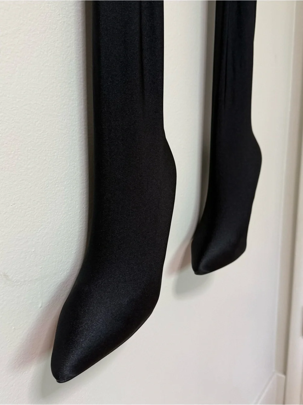 Azalea Wang Heartout Black Thigh High Stiletto Boots 8.5 Sock Nylon Stretch